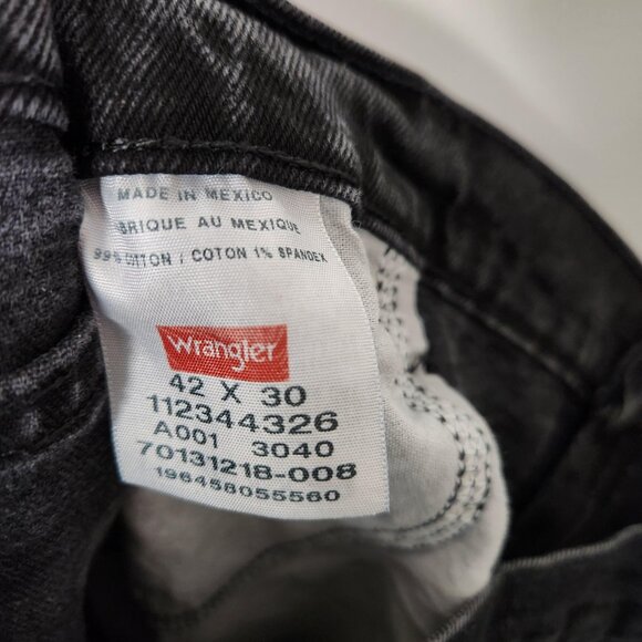 Wrangler Men’s Black Straight Fit Jeans – Size 42 x 30 - Picture 4 of 7